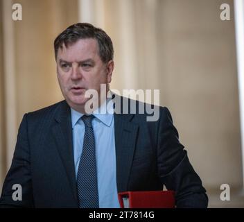 London, Großbritannien. November 2023. Mel Stride, Arbeits- und Pensionssekretär, kommt zu einer Kabinettssitzung in der Downing Street 10 London. Quelle: Ian Davidson/Alamy Live News Stockfoto