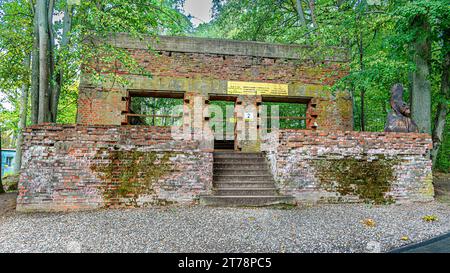 Wolf's Lair ist eine Stadt mit Bunkern, umgeben von Wäldern, Seen und Sümpfen. Das ist Adolf Hitlers größtes und bekanntestes Feldkommando. Stockfoto