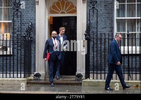 London, Großbritannien. November 2023. RT Hon James cleverly MP, Secretary of State for the Home Department. Minister im neu umgestalteten Kabinett nehmen an der wöchentlichen Kabinettssitzung in der Downing Street 10 in Westminster, London, Teil. Claire Doherty/Alamy Live News Stockfoto