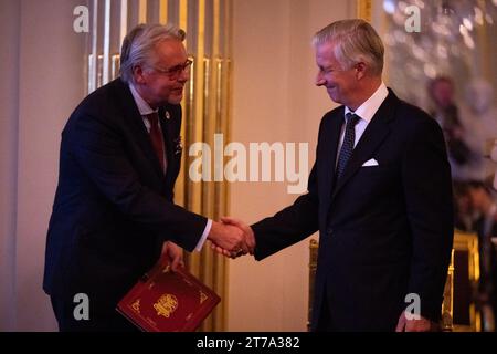 Brüssel, Belgien November 2023. Philip Heylen und König Philippe - Filip von Belgien, dargestellt während eines königlichen Empfangs für Menschen, denen eine edle Gunst oder eine Ehrenauszeichnung verliehen wurde, am Dienstag, den 14. November 2023 im Königlichen Palast in Brüssel. BELGA FOTO LAURIE DIEFFEMBACQ Credit: Belga News Agency/Alamy Live News Stockfoto