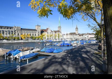 Zürich, Schweiz - 29. Oktober 2023: Blick im Zentrum von Zürich auf die Schweiz Stockfoto