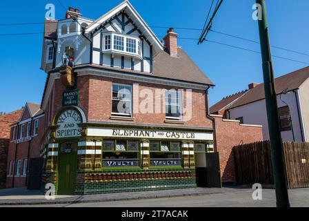 The Elephant & Castle Public House im Black Country Living Museum, Dudley, West Midlands, England, Großbritannien Stockfoto