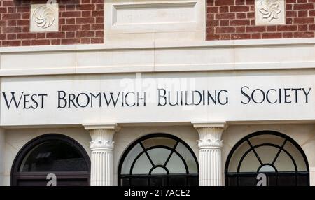 Von der Fassade des Gebäudes der West Bromwich Building Society Stockfoto