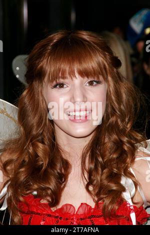 Bella Thorne bei der Premiere von DreamWorks Animation 'Megamind'. Ankunft im Mann's Chinese Theatre in Hollywood, KALIFORNIEN am Samstag, den 30. Oktober 2010. Foto: Joseph Martinez / Picturelux Stockfoto