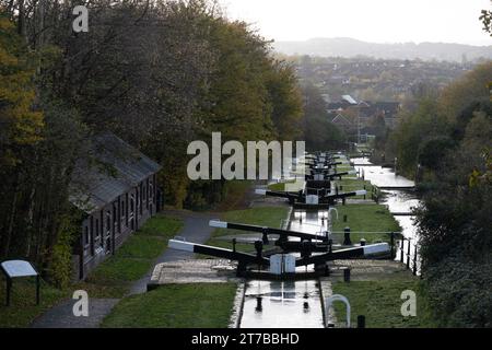 Delph Locks am Dudley No.1 Canal, Brierley Hill, West Midlands, England, Großbritannien Stockfoto