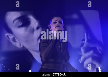 Rom, Italien. November 2023. Emma Marrone spielt auf der Bühne des Largo Venue Club Credit: Independent Photo Agency/Alamy Live News Stockfoto