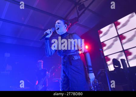 Rom, Italien. November 2023. Emma Marrone spielt auf der Bühne des Largo Venue Club Credit: Independent Photo Agency/Alamy Live News Stockfoto