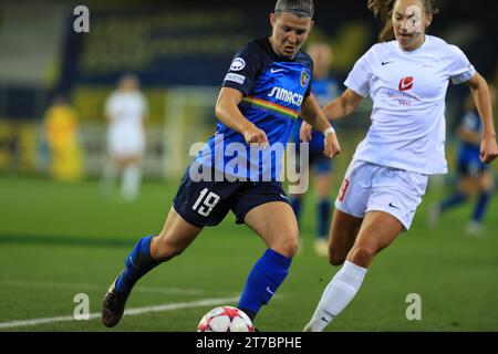 Pölten, Österreich, 14. November 2023, Julia Tabotta (19 SKN St Polten) in Aktion während des UEFA Women's Champions League Matches St Polten gegen SK Brann in der NV Arena St Polten (Tom Seiss/ SPP). /Alamy Live News Stockfoto