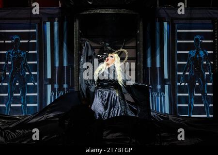 Italien 12. November 2023 RuPaul's Drag Race: Werq die Welt - La Diamond - Assago Forum Mailand © Andrea Ripamonti / Alamy Stockfoto