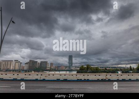 Bild der Baustelle von Beograd na vodi, oder Beograd Waterfront, vom Fluss sava aus. Belgrade Waterfront, auf Serbisch als Belgrade On bekannt Stockfoto