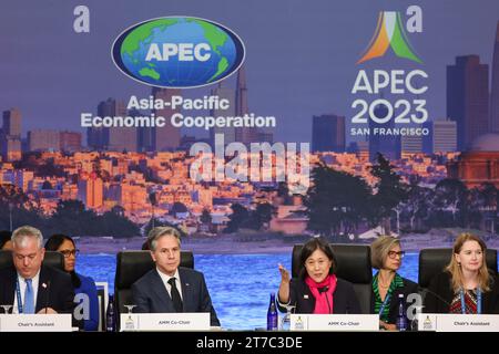San Francisco, Kalifornien, USA. November 2023. US-Außenminister Antony Blinken und Handelsbeauftragte Katherine Tai während des APEC-Ministertreffens auf der Asia-Pacific Economic Cooperation Economic Leaders Week (AELW) im George R. Moscone Convention Center in San Francisco, Kalifornien am Dienstag, den 14. November 2023. (Kreditbild: © Justin Tafoya/USA Department of State/ZUMA Press Wire) NUR REDAKTIONELLE VERWENDUNG! Nicht für kommerzielle ZWECKE! Stockfoto