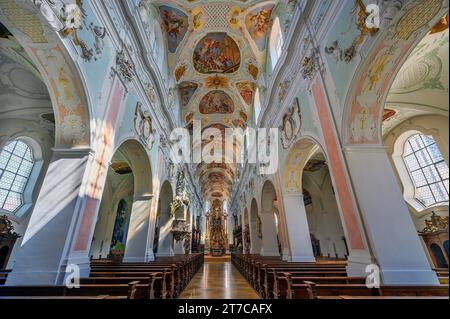 Die barocke Klosterkirche St. Georg, Kloster, Reichsabtei Ochsenhausen, ein Benediktinerkloster von 1090 bis 1803, Bayern, Deutschland Stockfoto