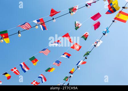 Eine Nationalflagge ist eine Flagge, die die Symbole von Ländern und Gebieten darstellt. In der Regel wird die Nationalflagge von der Regierung des bestimmt Stockfoto