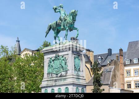 König Wilhelm II. Reiterstatue, Place Guillaume II. (König Wilhelm II. Platz), Ville Haute, Stadt Luxemburg, Luxemburg Stockfoto