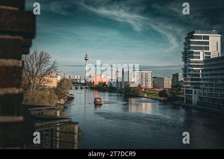 Blick auf Berlin auf die Spree Stockfoto