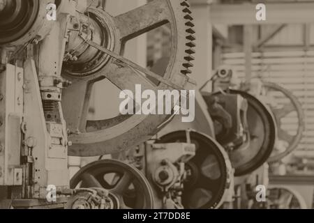 Heavy Industry Machine Gears Vintage Farbton für Zahnradmaschinen industriellen Hintergrund Stockfoto