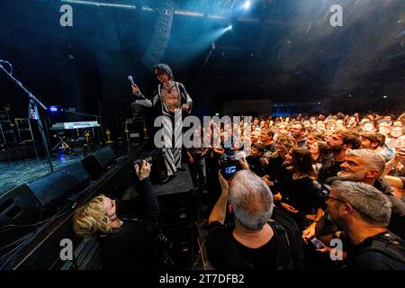 Mailand, Italien. November 2023. Justin Hawkins von der britischen Rockband The Darkness tritt live in einem Konzert im Alcatraz auf. Quelle: SOPA Images Limited/Alamy Live News Stockfoto