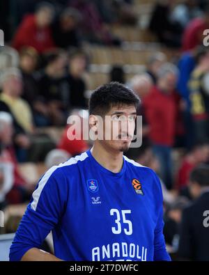 Monaco, Monaco. November 2023. Spieler #35 Derek Willis von Efes Anadolu Istanbul ist in der 8. Runde der Turkish Airlines Euroleague Basketball zwischen AS Monaco und Efes Anadolu Istanbul (Efes Anadolu Istanbul gewann 89–82) am 14. November 2023 in Monaco zu sehen. Foto: Laurent Coust/ABACAPRESS.COM Credit: Abaca Press/Alamy Live News Stockfoto