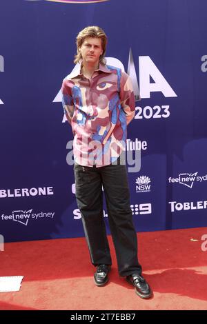 15. November 2023: RUEL nimmt am 15. November 2023 an den 37. Jährlichen ARIA Awards im Hordern Pavilion in Sydney, NSW Australien Teil (Foto: © Christopher Khoury/Australian Press Agency via ZUMA Wire). Nicht für kommerzielle ZWECKE! Stockfoto