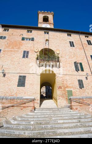 Rathaus. Monte San Vito. Marken. Italien Stockfoto