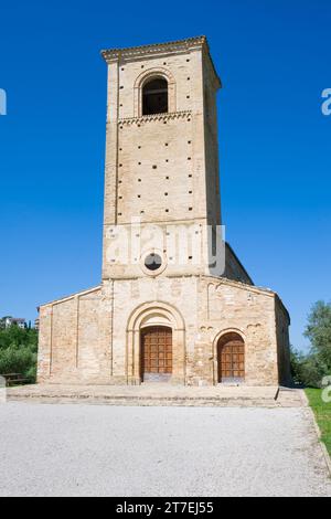 Kirche Santa Maria Mater Domini oder San Marco. Ponzano von still. Marken. Italien Stockfoto