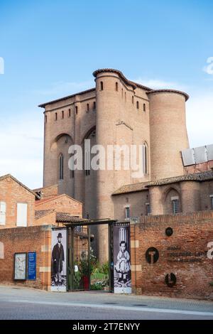 Fassade des Toulouse Lautrec Museums, im Berbie Palace, Albi, Frankreich Stockfoto