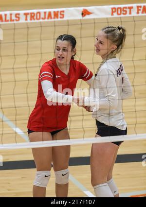 Volleyball-Action mit Bonneville vs Pocatello in Post Falls, Idaho. Stockfoto