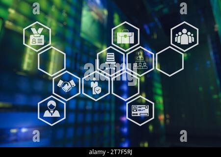 Konzept für Big Data Processing Center, Cloud-Datenbank, Server-Energiestation Zukunft. Datenübertragungstechnologie. Synchronisieren persönlicher Informationen. Stockfoto