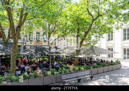 Restaurants im Freien, Place d'Armes, Ville Haute, Stadt Luxemburg, Luxemburg Stockfoto