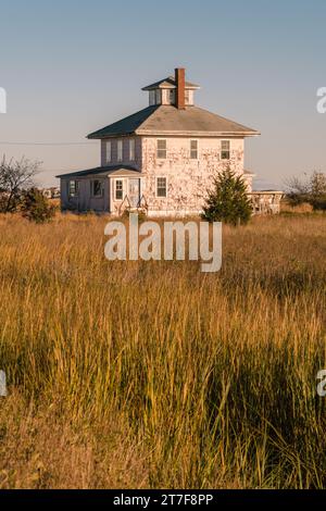 Verlassenes Pink House in der Nähe von Plum Island und Newburyport Stockfoto