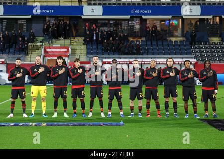 Belgier Yannick Carrasco, Belgischer Torhüter Matz Sels, Belgier Ameen Al-Dakhil, Belgier Olivier Deman, Belgier Zeno Debast, Belgier Orel Mangala, der Belgier Arthur Vermeeren, der Belgier Youri Tielemans, der Belgier Arthur Theate, der Belgier Lois Openda und der Belgier Johan Bakayoko, die am Mittwoch, den 15. November 2023, zu Beginn eines Freundschaftsspiels zwischen der belgischen Fußballnationalmannschaft Red Devils und Serbien im King Power Stadium den Dreef in Leuven gezeigt wurden. Der Standort hat sich gestern geändert, weil das Feld des King Baudouin Stadions in Brüssel überflutet wurde. BELGA FOTO VIRGINIE LEFOUR Stockfoto