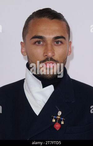 London, UK . 15 . November 2023 . Dominic Calvin-Lewin wurde bei den GQ Men of the Year Awards 2023 in Zusammenarbeit mit BOSS im Royal Opera House Covent Garden gezeigt. Quelle: Alan D West/Alamy Live News Stockfoto