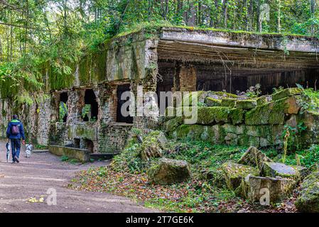 Wolf's Lair ist eine Stadt mit Bunkern, umgeben von Wäldern, Seen und Sümpfen. Das ist Adolf Hitlers größtes und bekanntestes Feldkommando. Stockfoto