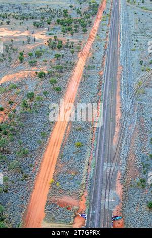 Luftlinie der Adelaide-Darwin Ghan Eisenbahn in der Nähe von Alice Springs Stockfoto