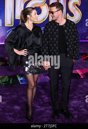 Hollywood, Usa. November 2023. HOLLYWOOD, LOS ANGELES, KALIFORNIEN, USA – 15. NOVEMBER: Jessica Biel und sein Ehemann Justin Timberlake kommen am 15. November 2023 in Hollywood, Los Angeles, Kalifornien, an der Los Angeles Special Screening von DreamWorks Animation and Universal Pictures' Trolls Band Together im TCL Chinese Theatre IMAX an. (Foto: Xavier Collin/Image Press Agency) Credit: Image Press Agency/Alamy Live News Stockfoto