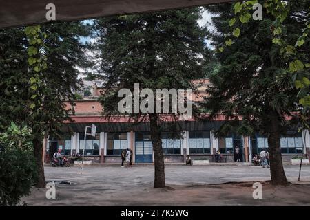 Antananarivo, Analamanga, Madagaskar. November 2023. Ankadivato, Antananarivo, 16. November 2023, die Wahlbeteiligung an diesen Wahllokalen war am Morgen der Wahl gering. © iAko Randrianarivelo/Zuma Press (Kreditbild: © iAko Randrianarivelo/ZUMA Press Wire) NUR REDAKTIONELLE VERWENDUNG! Nicht für kommerzielle ZWECKE! Stockfoto