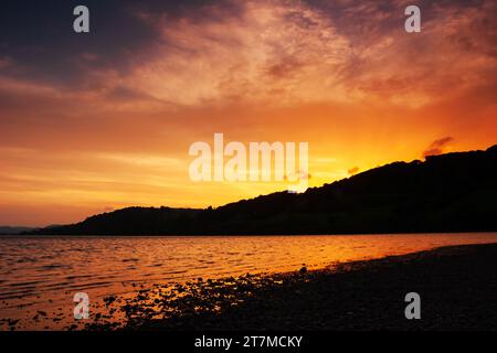 Goldener Sonnenuntergang über Lake Bala, Llyn Tegid, Bala, Gwynedd, Wales, Stockfoto