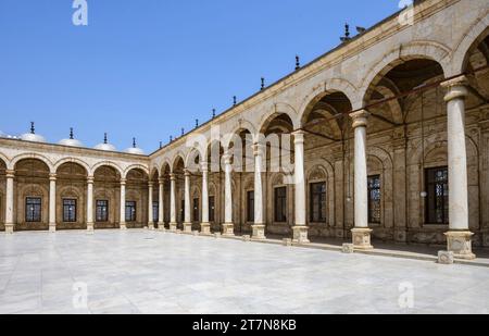 Große Moschee von Muhammad Ali Pascha in der Zitadelle von Kairo Stockfoto