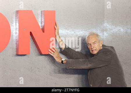 Jon Snow, Napoleon - UK Premiere, Leicester Square, London, UK, 16. November 2023, Foto von Richard Goldschmidt Stockfoto