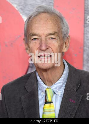 London, Großbritannien. November 2023. Jon Snow kommt in Napoleon UK Premiere, Odeon Luxe, London. Quelle: Doug Peters/EMPICS/Alamy Live News Stockfoto