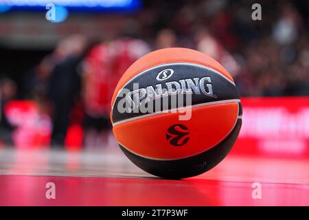 Mailand, Italien. November 2023. Euroleague Basketball während der EA7 Emporio Armani Milano gegen Anadolu Efes Istanbul, Basketball Euroleague Spiel in Mailand, Italien, 16. November 2023 Credit: Independent Photo Agency/Alamy Live News Stockfoto