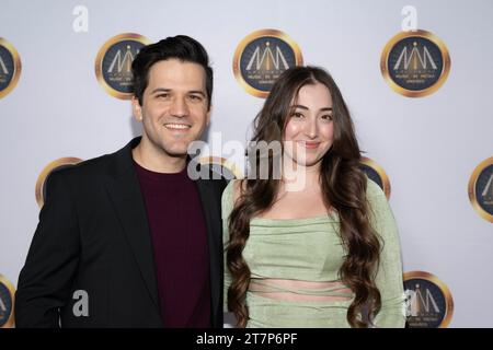 Los Angeles, USA. November 2023. Musical Artist Chantry Johnson, Sängerin Michelle Zarlenga nehmen an den 14. Hollywood Music in Media Awards im Avalon Hollywood, Los Angeles, CA, 15. November 2023 Teil Stockfoto