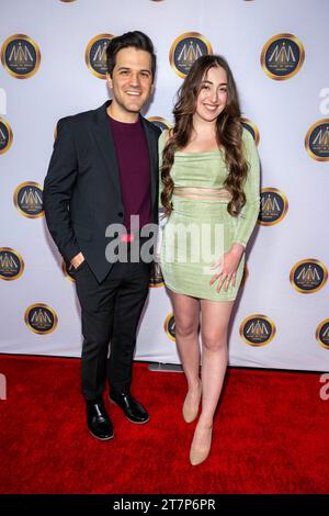 Los Angeles, USA. November 2023. Musical Artist Chantry Johnson, Sängerin Michelle Zarlenga nehmen an den 14. Hollywood Music in Media Awards im Avalon Hollywood, Los Angeles, CA, 15. November 2023 Teil Stockfoto