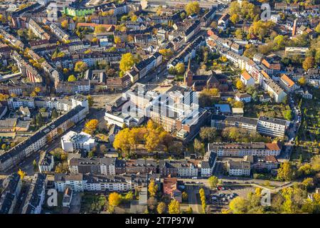 Luftbild, Krankenhaus Marien Hospital Witten und Marienkirche mit Marienplatz, Wohngebiet mit herbstlichen Laubbäumen an der Crengeldanzstraße, Witten, Ruhrgebiet, Nordrhein-Westfalen, Deutschland ACHTUNGxMINDESTHONORARx60xEURO *** Luftansicht, Marien Hospital Witten und Marienkirche mit Marienplatz, Wohngebiet mit herbstlichen Laubbäumen auf Crengeldanzstraße, Witten, Nordrhein-Westrhein-Westrhein-Westrhein-Westrhein-Westrhein-Westrhein-Westrhein-REURUNDINDRAxRETRETRETRETRETRETROR Stockfoto