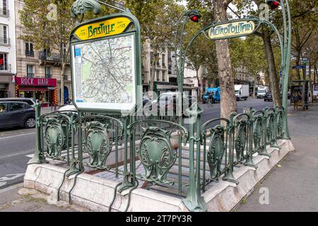 Eintritt zum Jugendstil zur Metrostation Bastille, Paris, Ile-de-France, Frankreich Stockfoto