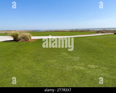 Kiawah Island, SC USA - 26. Februar 2023: Der Ocean Course Golf Course auf Kiawah Island in South Carolina. Stockfoto