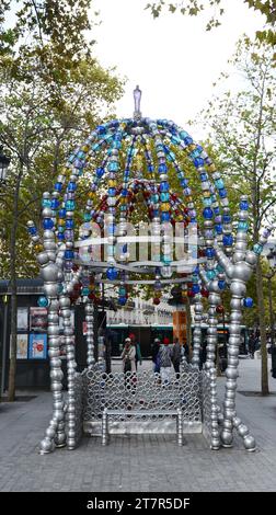 Palais Royal - U-Bahn-Station Musée du Louvre in Paris, Frankreich. Stockfoto