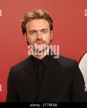 Los Angeles, USA. November 2023. FINNEAS nimmt 2023 GQ Men of the Year am 16. November 2023 in Los Angeles, Kalifornien, an der Bar Marmont Teil. Foto: Crash/imageSPACE/SIPA USA Credit: SIPA USA/Alamy Live News Stockfoto