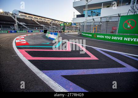 Las Vega, Nevada, USA 16.11.2023, Paddock und Event-Atmosphäre während FORMEL 1 HEINEKEN SILVER LAS VEGAS GRAND PRIX 2023 - 17. Bis 19. November 2023 Las Vega, Nevada, USA Stockfoto