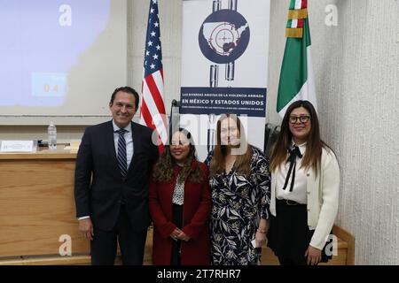 Nicht Exklusiv: 16. November 2023, Mexiko-Stadt. Der Lehrer Alejandro Celorio Alcántara nahm an der Eröffnung des Seminars Teil. Die Variou Stockfoto